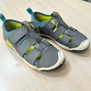 Kids Plae Sam fisherman sandals, size 12.5 U.S.